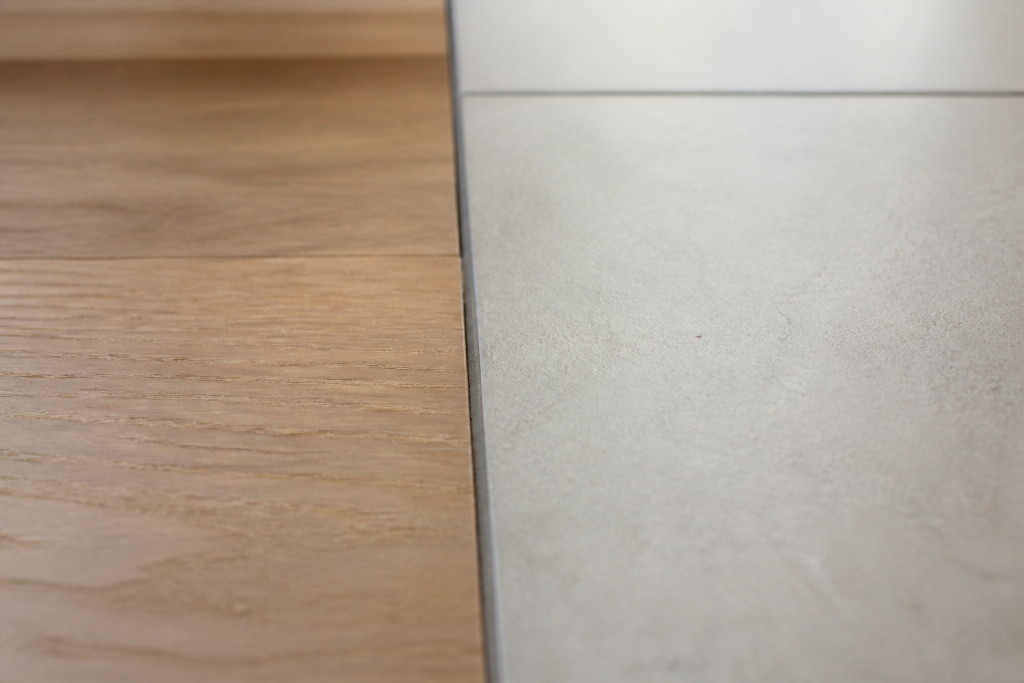 Membrane fine entre carrelage et plancher bois